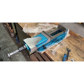 *** demo *** HH-150 mechanisch/ hydraulische MACHINEKLEM 150X300MM, zonder draaiplateau met optionele hoge spanbek 75mm