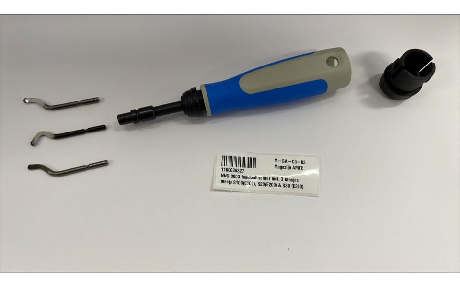 NNG3003 Handontbramer met extra lange opname steel incl. 3 mesjes 