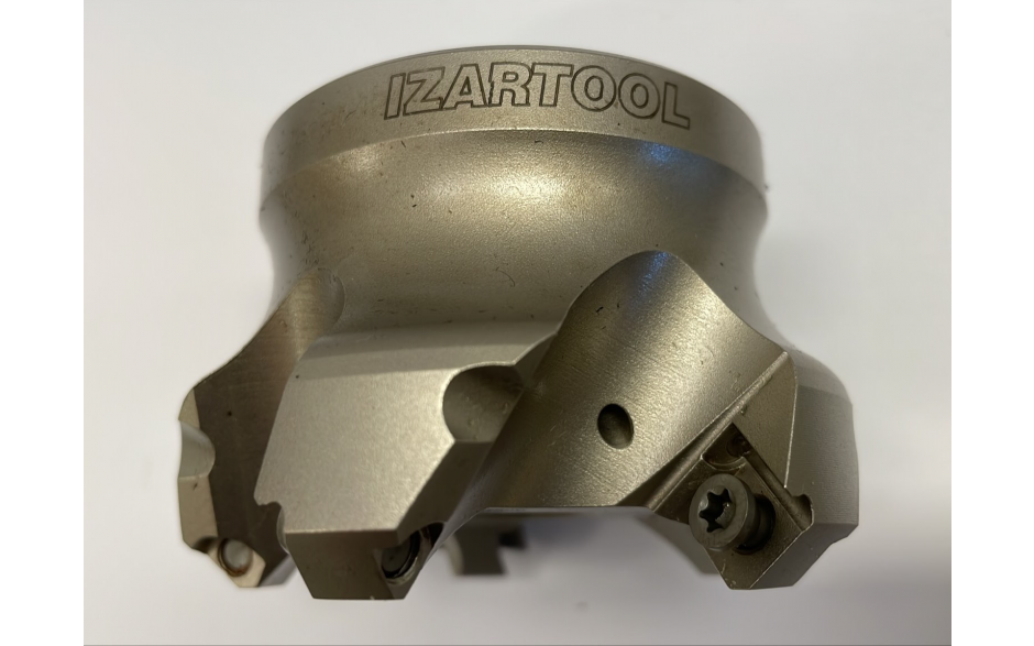 20567 | IZAR 8230 VLAKFREES 63 MM 45° Z5 Ø22 Toepassing; staal/gietijzer