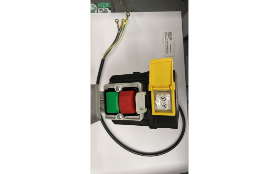 202P288 - Tripus opbouw schakelaar (L+R) met noodstop; o.a. voor boormachine 400V