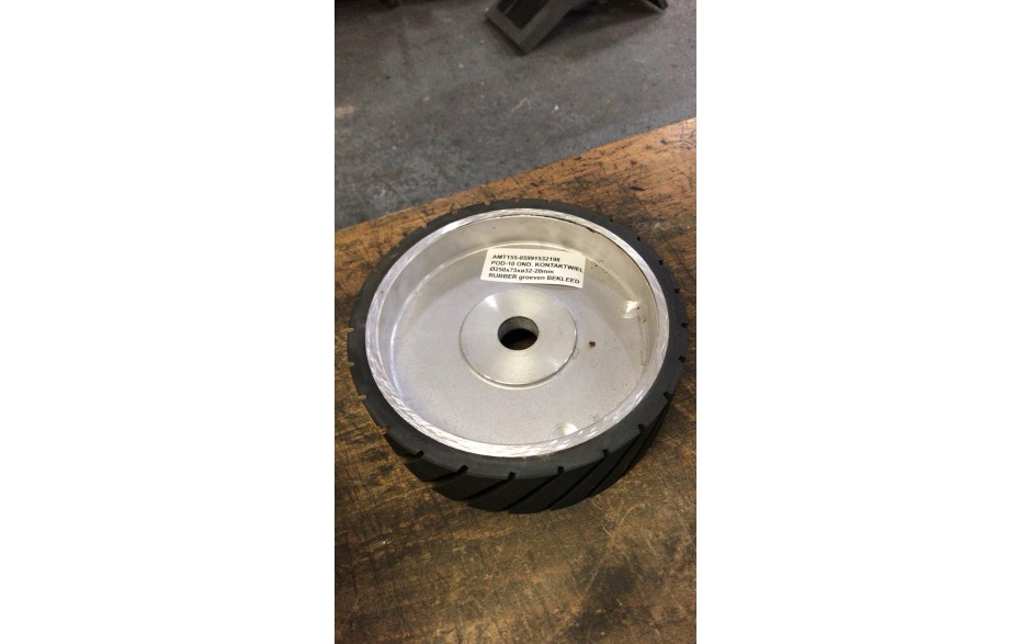 1532198 | POD-10 OND. KONTAKTWIEL Ø250x75xø32-20mm RUBBER groeven BEKLEED 